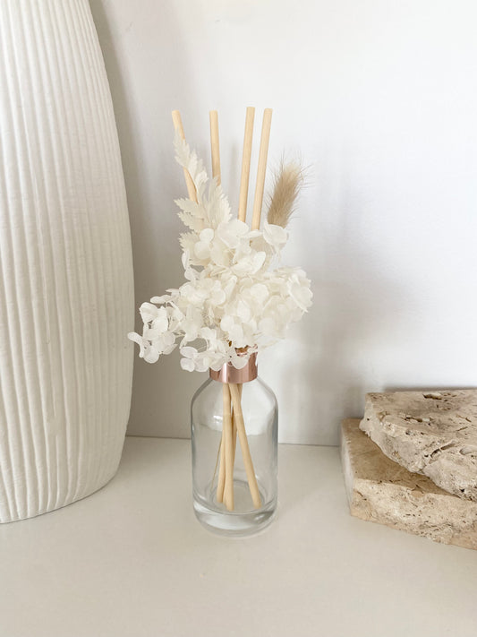 Snow | Floral Reed Diffuser Tall